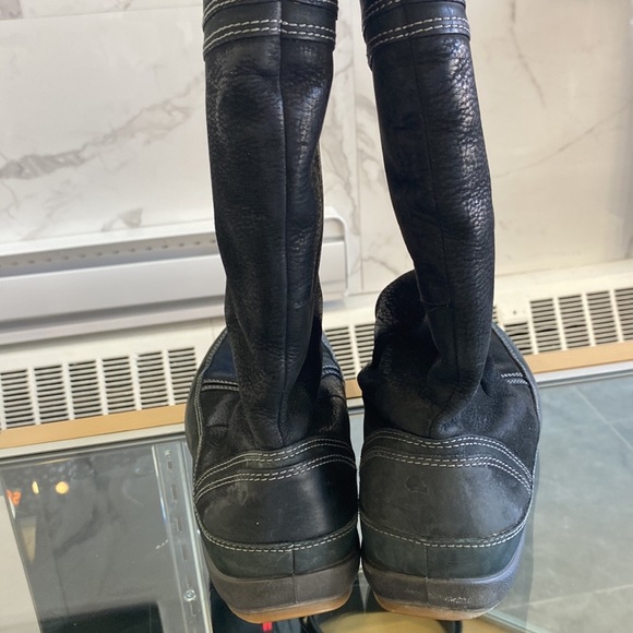 Ecco Black Leather Winter Boots with wool lining 40 - Picture 4 of 8